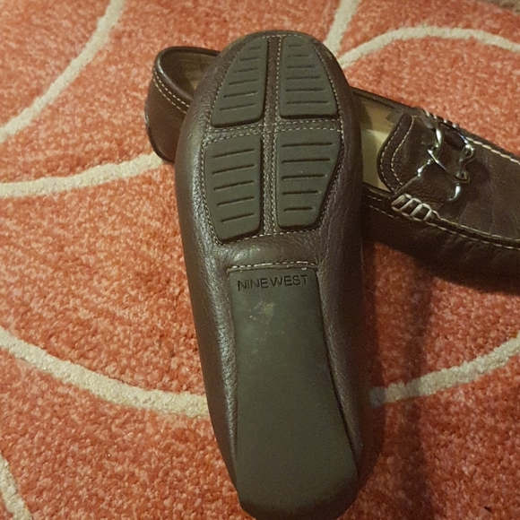 Black patent womens loafers. Brown Nine west liafe - Picture 11 of 11